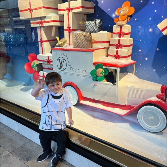 LIKE THIS TO BE NOTIFIED WHEN I GO LIVE 🥰 - Picture 6 of 6